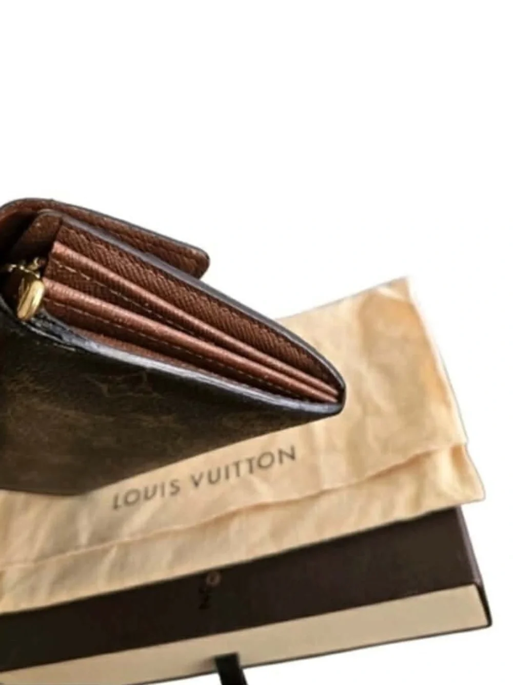 Louis Vuitton Monogram Wallet - authentic - Picture 4 of 13